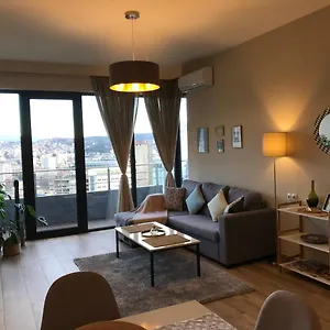 Ameri Plaza גאורגיה